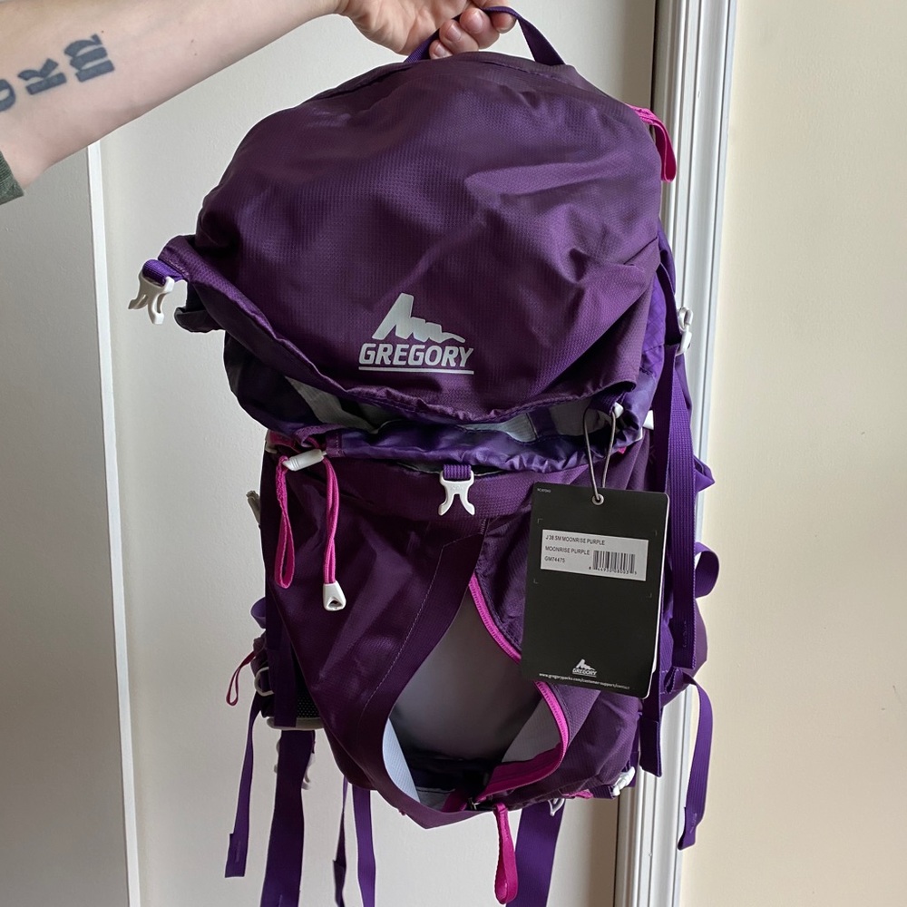 NWT Gregory J38 Camping / Hiking Pack - Small